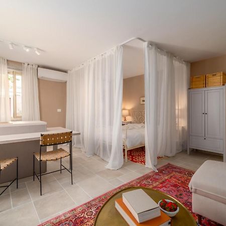רוביני Montalbano Gem - Heritage Studio With Airy Vibes מראה חיצוני תמונה