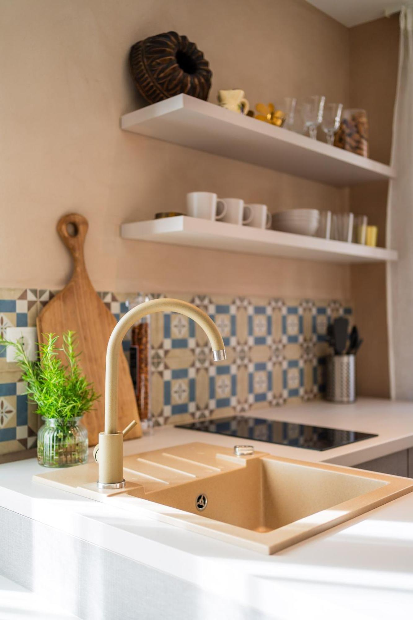 רוביני Montalbano Gem - Heritage Studio With Airy Vibes מראה חיצוני תמונה